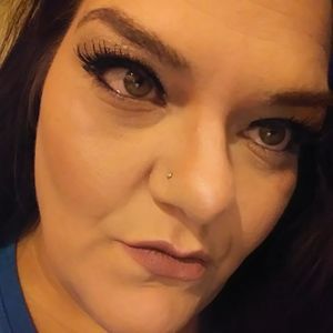 Meet your Posher, Jenae